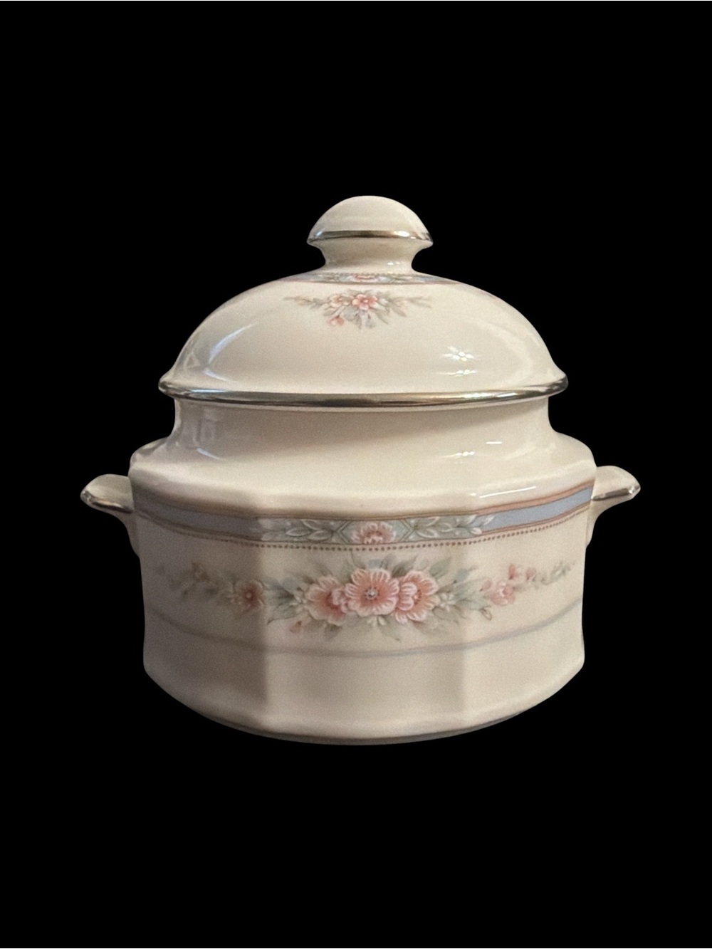 Noritake Ivory China Rothschild 7293 Sugar Bowl With Lid  Philippines